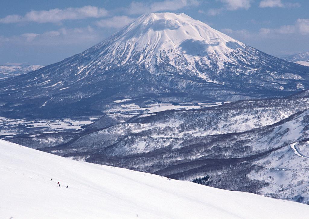 Hotel Resort Inn Niseko Exterior photo